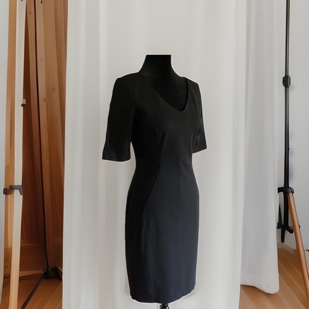 Halogen Black V-Neck Seamed Ponte Sheath Dress - 6 Office Minimalist Career - Picture 2 of 13